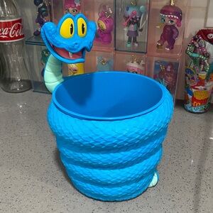 Zootopia 2 Gary the snake popcorn bucket